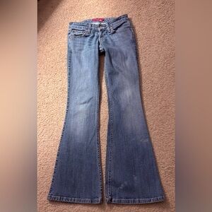 Levi’s Y2K Vintage 524 Too SuperLow Junior Wide Leg Jeans.  Size 1M